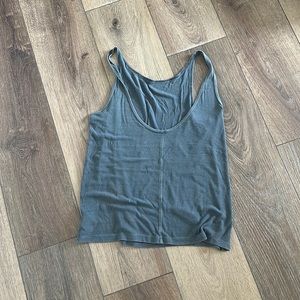 workout tank